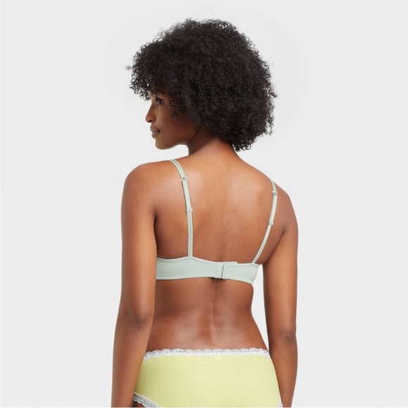 Auden wirefree nursing bra 32DDD - Picture 6 of 7